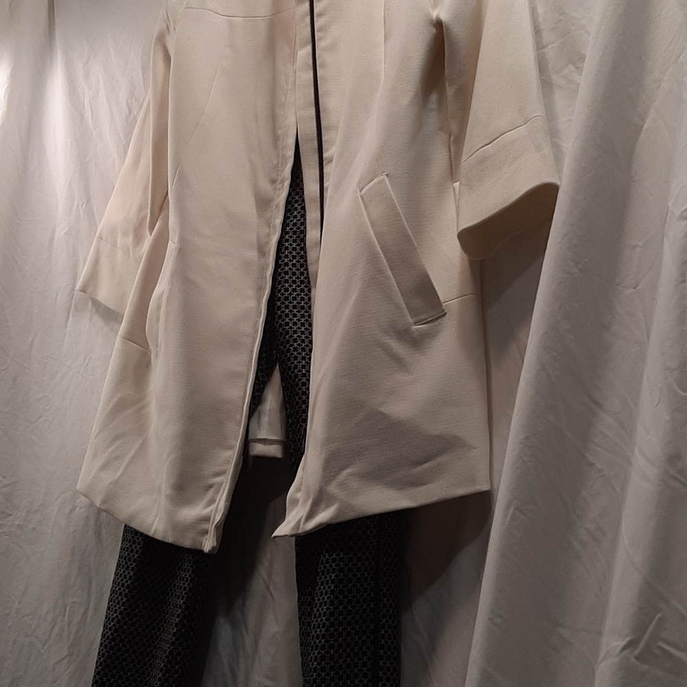 Jacket - Picture 5 of 5